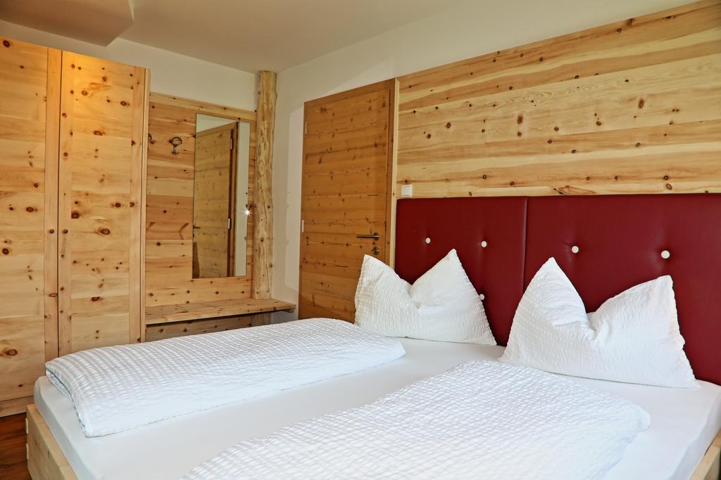 Hotel Olympia Sarentino 部屋 写真