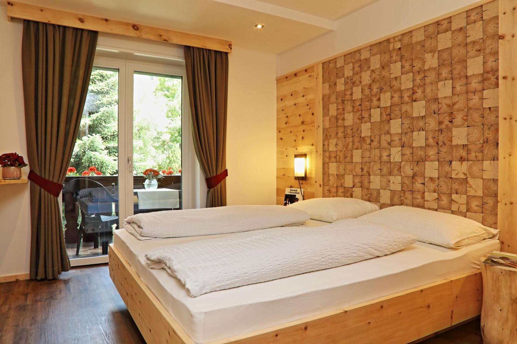 Hotel Olympia Sarentino エクステリア 写真